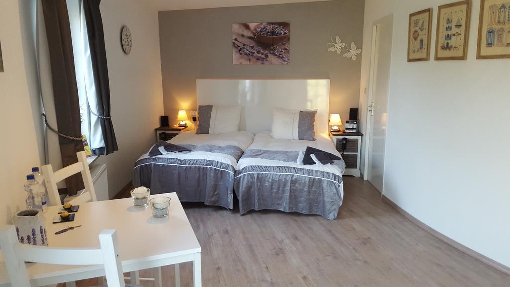 De Witte Molen Kranenburg Bed & Breakfast คราเนนบวร์ก ภายนอก รูปภาพ